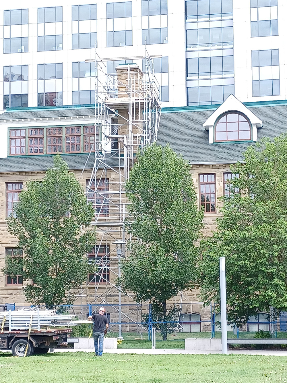 Calgary Scaffolding Project - Dr Carl Safran Center Commercial Scaffold 3