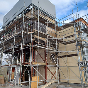 Calgary Scaffolding Project - Town and Country Motor Hotel Commercial Scaffold