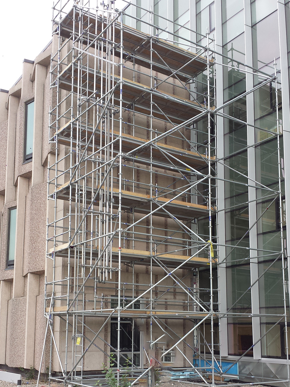 Calgary Scaffolding Project - UofC Schulich School of Engineering Commercial Scaffolding 1